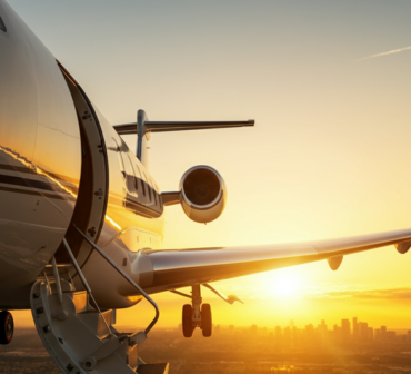 Essential Tips for Booking Your Private Jet in 2024